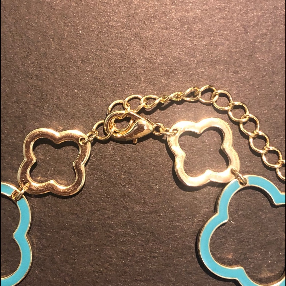 Gold Tone and Turquoise Colored Necklace Reversible 17” Extender Clover - Picture 3 of 7